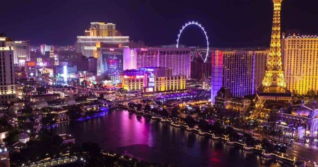 Las Vegas, City in United States, Place in United States, 6 Best Enthralling Places Must Travel in USA