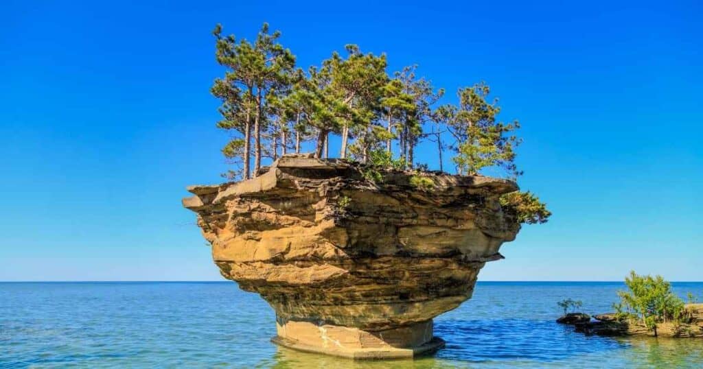 Turnip Rock, Michigan, Place in United States, City in United States, 5 Best Places to Visit in the USA
