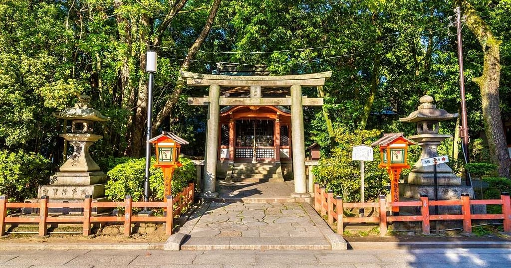 Ueno Park and Todai-Jinja Shrine Tokyo