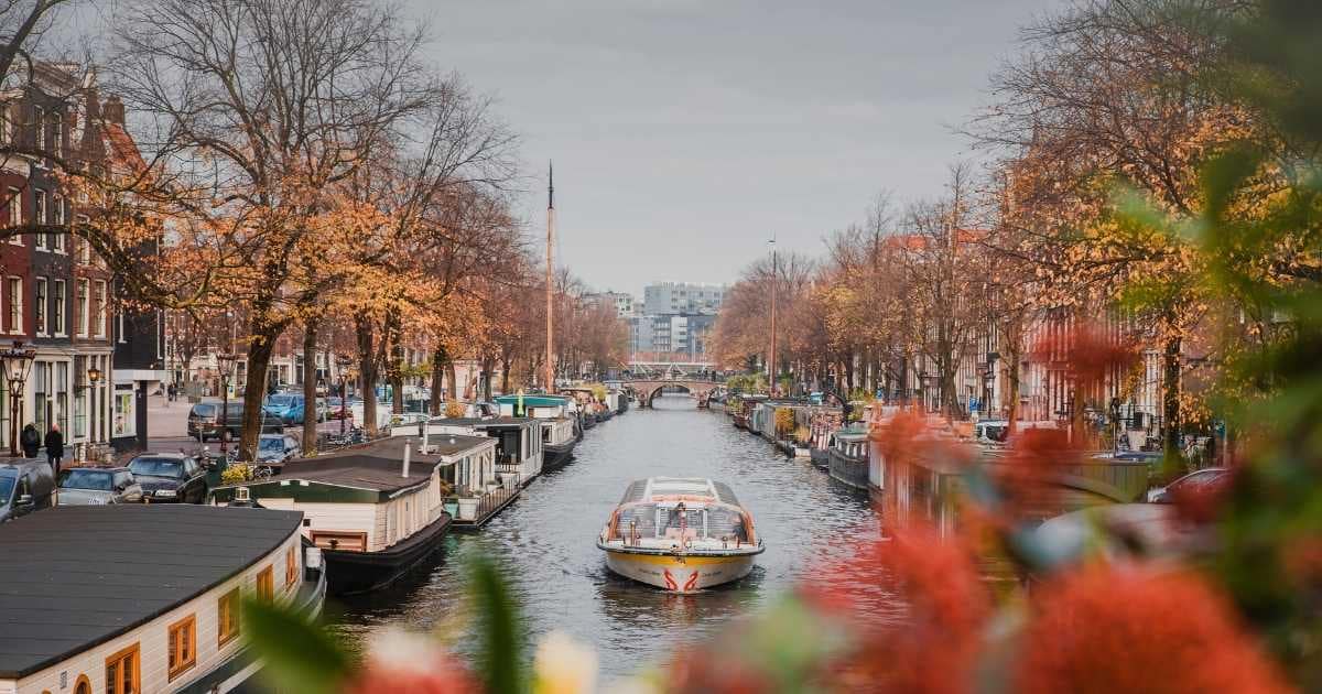 Canals of Amsterdam, The Trip Suggest, Amsterdam, Netherlands