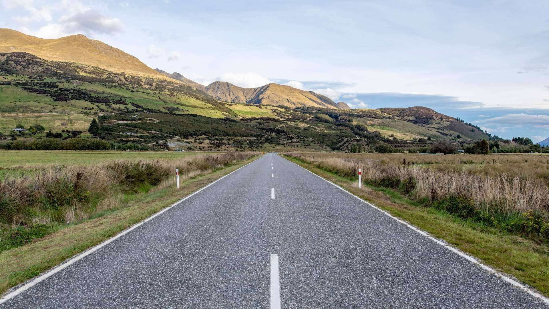 You are currently viewing 8 Tips to Keep in Mind While Road Trip in New Zealand