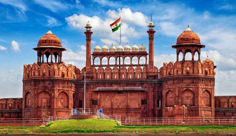 You are currently viewing 15 Incredible Historical Places In India